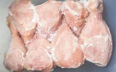 ଫ୍ରିଜରେ ଚିକେନ୍‌‌ ରଖୁଥିଲେ; ଜାଣି ରଖନ୍ତୁ, ନଚେତ୍‌‌