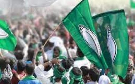 ରାସ୍ତା ଉପରେ ମୁହାଁମୁହିଁ ହେଲେ ବିଜେଡିର ଦୁଇ ଗୋଷ୍ଠୀ