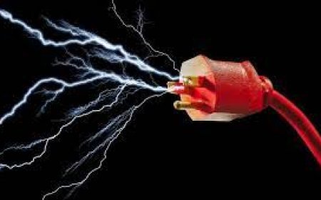 ବିଦ୍ୟୁତ ଆଘାତରେ ୪ ମୃତ