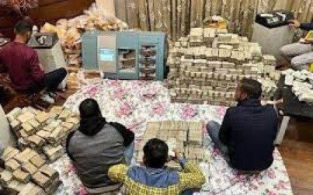 ଆୟକର ରେଡ୍: ମିଳିଲା ନଗଦ ୪୨ କୋଟିରୁ ଅଧିକ ଟଙ୍କା