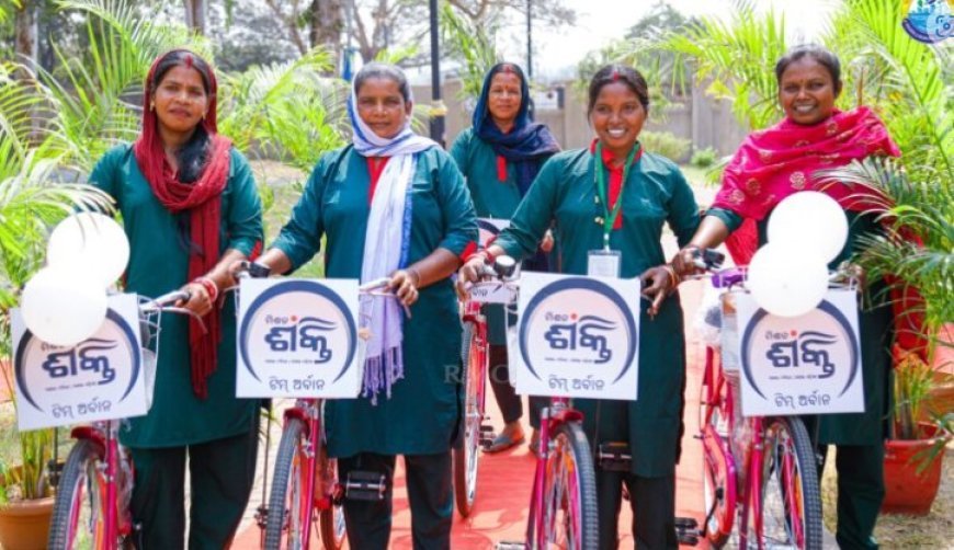 ମିଶନ ଶକ୍ତି ସ୍କୁଟର ଯାେଜନାର ଶୁଭାରମ୍ଭ କଲେ ମୁଖ୍ୟମନ୍ତ୍ରୀ, ଆଜି ସ୍କୁଟର ନେଉଛନ୍ତି ୧୫ ହଜାର ମାଆ