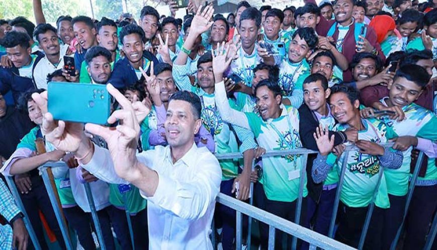 ନୂଆ-ଓ କାର୍ଯ୍ୟକ୍ରମରେ ଛାତ୍ରଛାତ୍ରୀଙ୍କୁ 5T ଅଧ୍ୟକ୍ଷ କାର୍ତ୍ତିକ ପାଣ୍ଡିଆନଙ୍କ ଗୁରୁମନ୍ତ୍ର