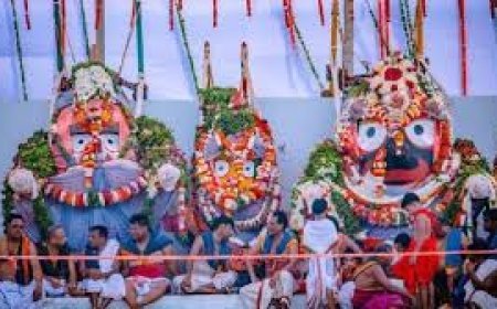 ସ୍ନାନ ପୂର୍ଣ୍ଣିମା ପାଇଁ ପୁଲିସ ମୁଖ୍ୟାଳୟରେ ଉଚ୍ଚସ୍ତରୀୟ ସମୀକ୍ଷା ବୈଠକ