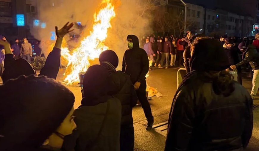 ଟ୍ରମ୍ପଙ୍କୁ ଡରିଗଲା ଇରାନ! ଭୟରେ ୮୦୦ ଫାଶୀ ଦଣ୍ଡକୁ କାର୍ଯ୍ୟକାରୀ କଲାନି