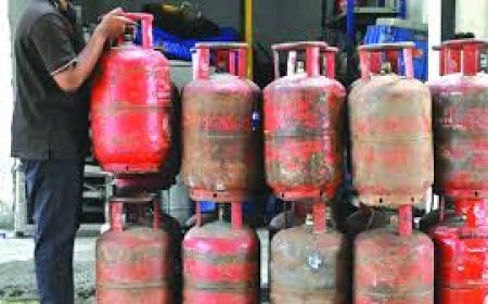 ବଢ଼ିଲା ବାଣିଜ୍ୟିକ ଏଲ୍‌ପିଜି ଦର