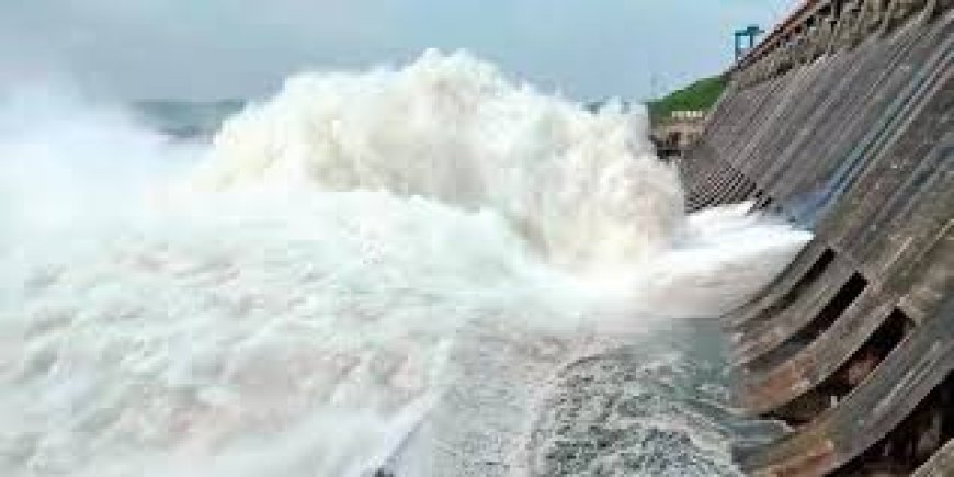 ହୀରାକୁଦର ବଢ଼ୁଛି ଜଳସ୍ତର